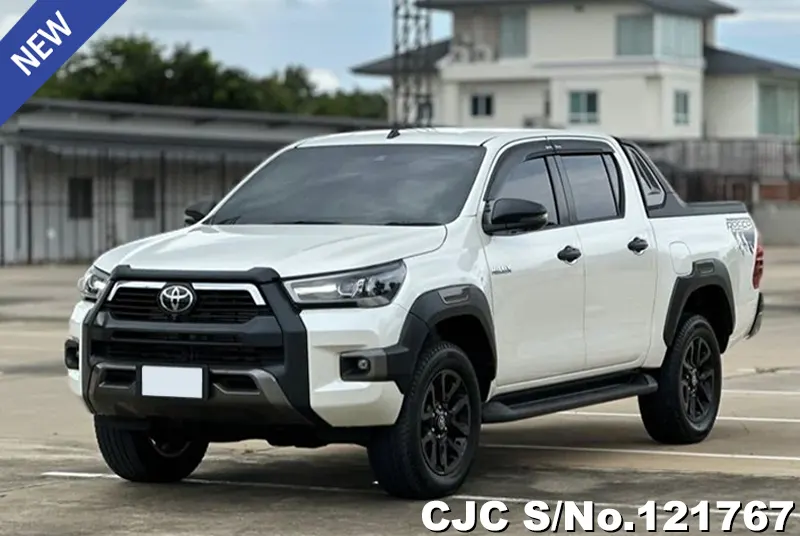 2021 Toyota / Hilux / Revo Rocco Stock No. 121767