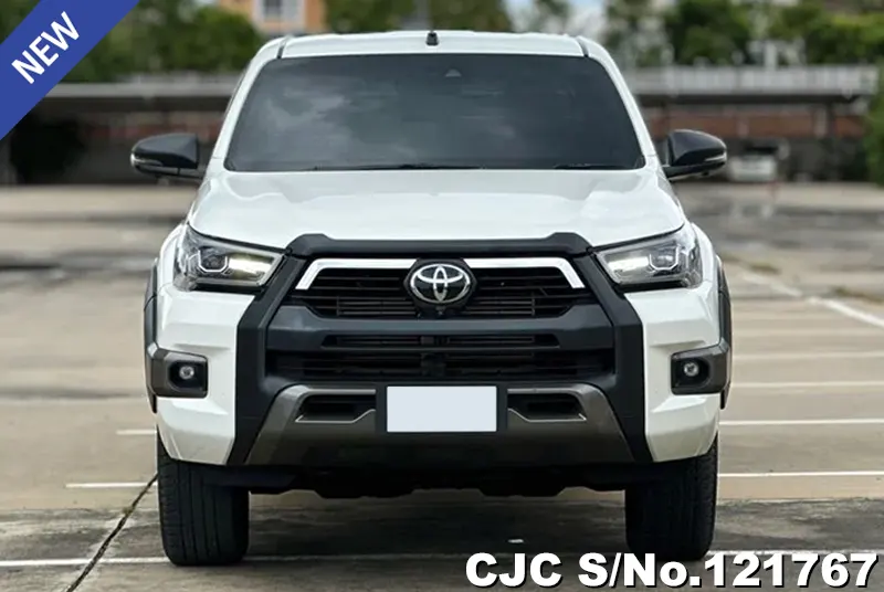 2021 Toyota / Hilux / Revo Rocco Stock No. 121767