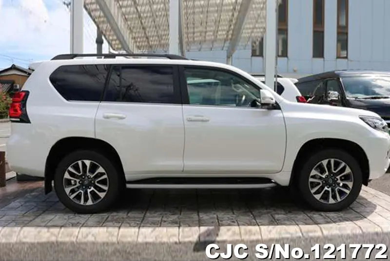 2023 Toyota / Land Cruiser Prado Stock No. 121772