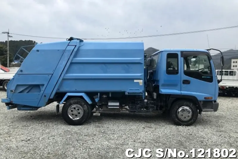 2001 Isuzu / Forward Stock No. 121802