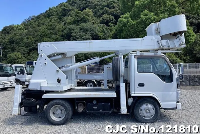 2008 Isuzu / Elf Stock No. 121810