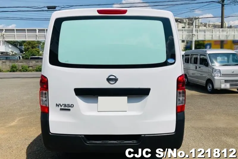 2017 Nissan / Caravan Stock No. 121812