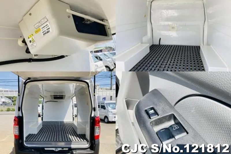 2017 Nissan / Caravan Stock No. 121812