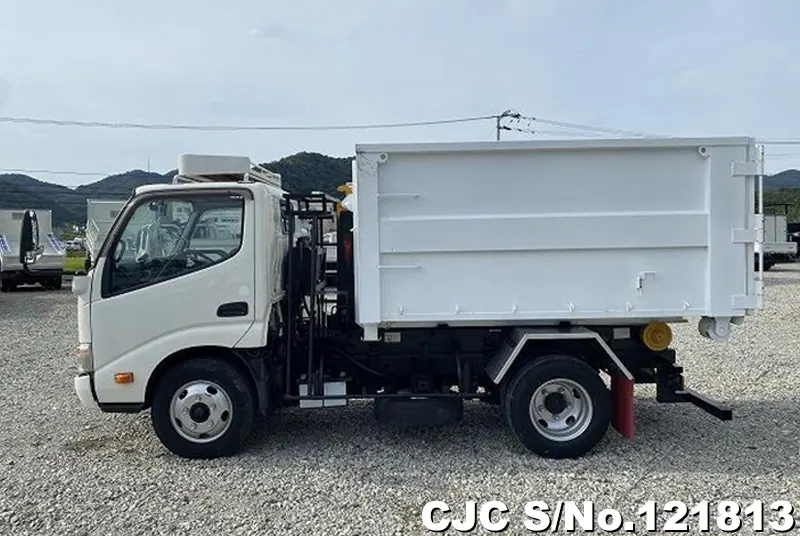 2005 Toyota / Dyna Stock No. 121813