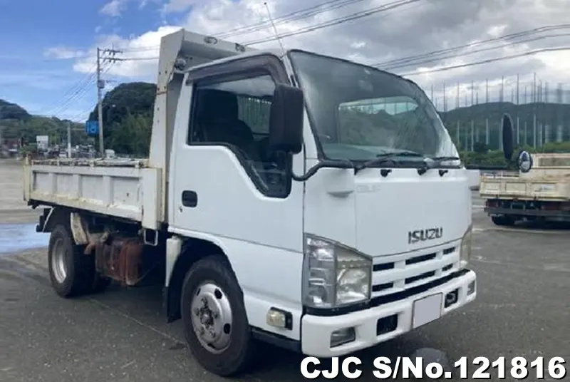 2013 Isuzu / Elf Stock No. 121816