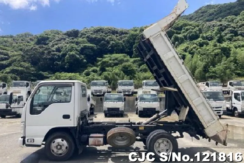 2013 Isuzu / Elf Stock No. 121816