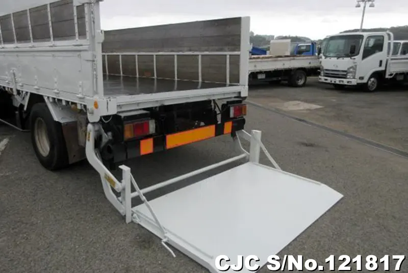 2008 Isuzu / Elf Stock No. 121817