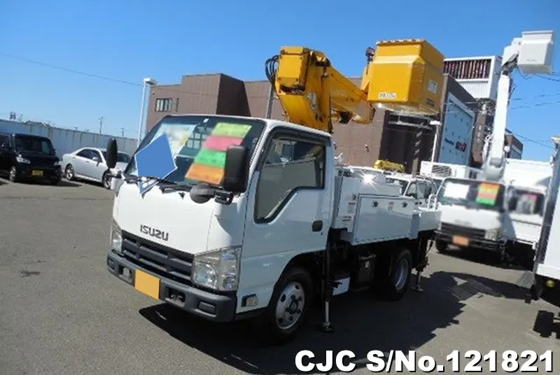 2013 Isuzu / Elf Stock No. 121821