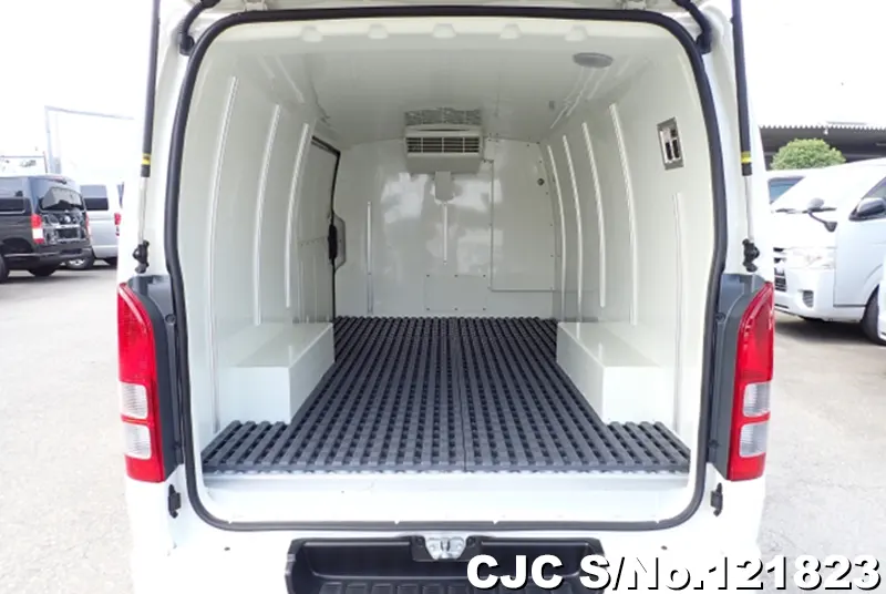 2020 Toyota / Hiace Stock No. 121823