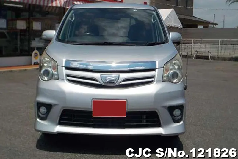 2010 Toyota / Noah Stock No. 121826