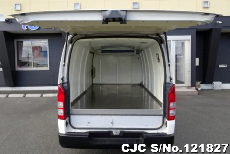 2018 Toyota / Hiace Stock No. 121827