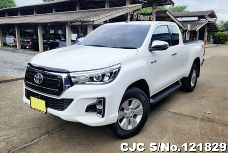 2019 Toyota / Hilux / Revo Stock No. 121829