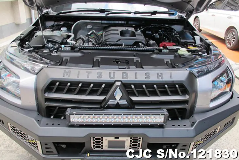 2023 Mitsubishi / Triton Stock No. 121830