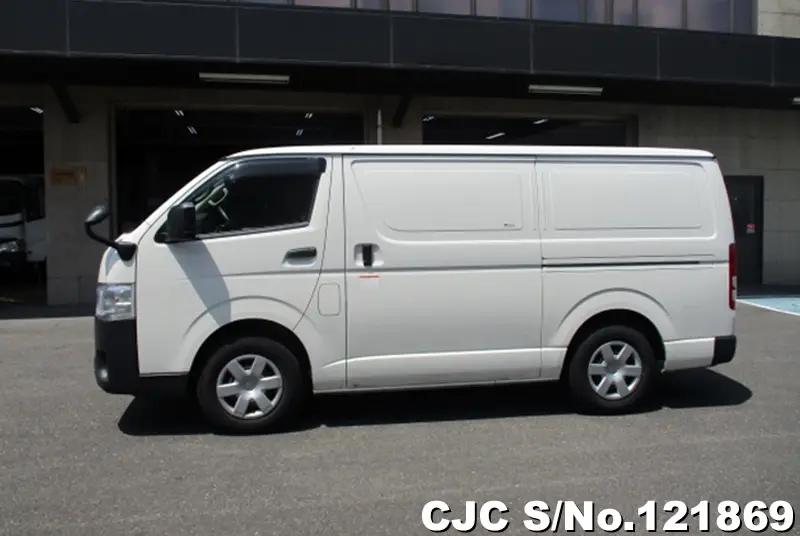 2022 Toyota / Hiace Stock No. 121869