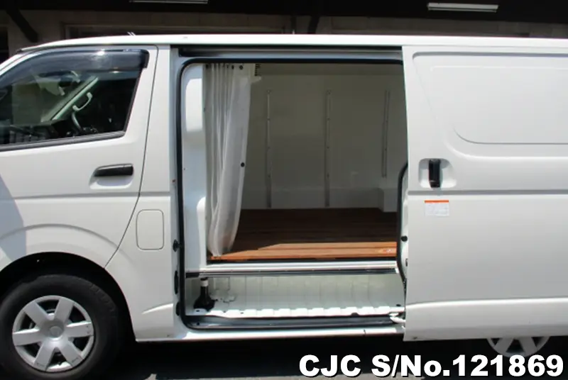 2022 Toyota / Hiace Stock No. 121869