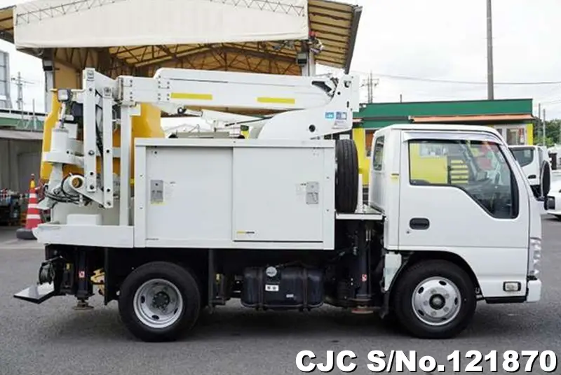 2012 Isuzu / Elf Stock No. 121870