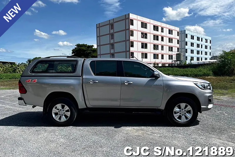 2019 Toyota / Hilux / Revo Stock No. 121889