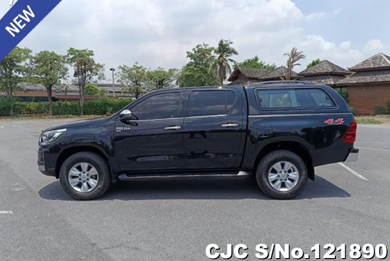 2019 Toyota / Hilux / Revo Stock No. 121890