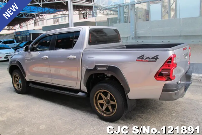 2022 Toyota / Hilux / Revo Stock No. 121891