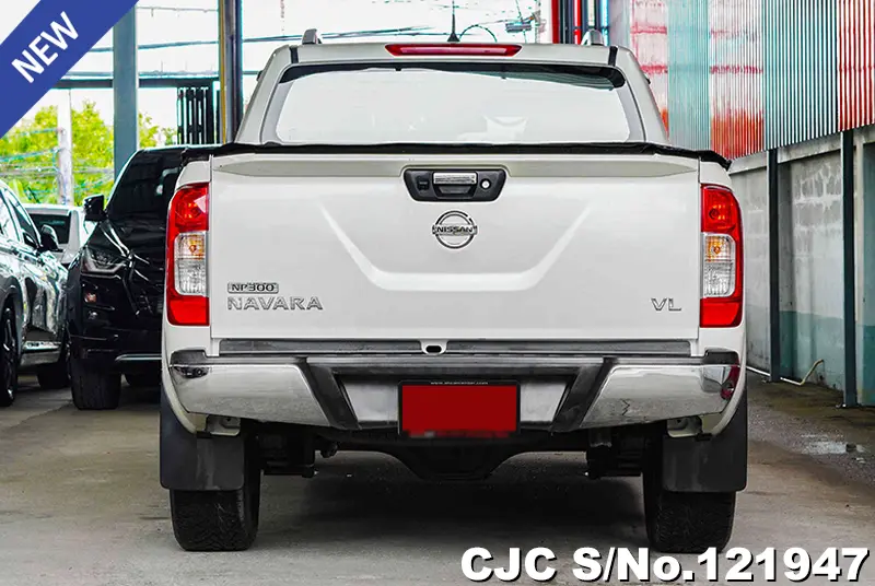 2015 Nissan / Navara Stock No. 121947