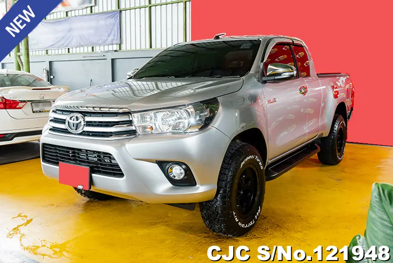 2016 Toyota / Hilux / Revo Stock No. 121948