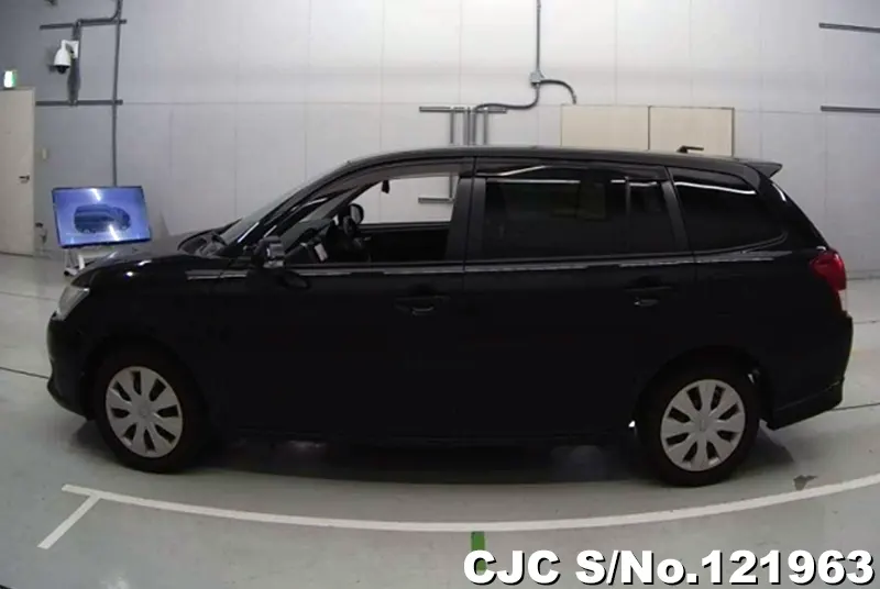 2013 Toyota / Corolla Fielder Stock No. 121963