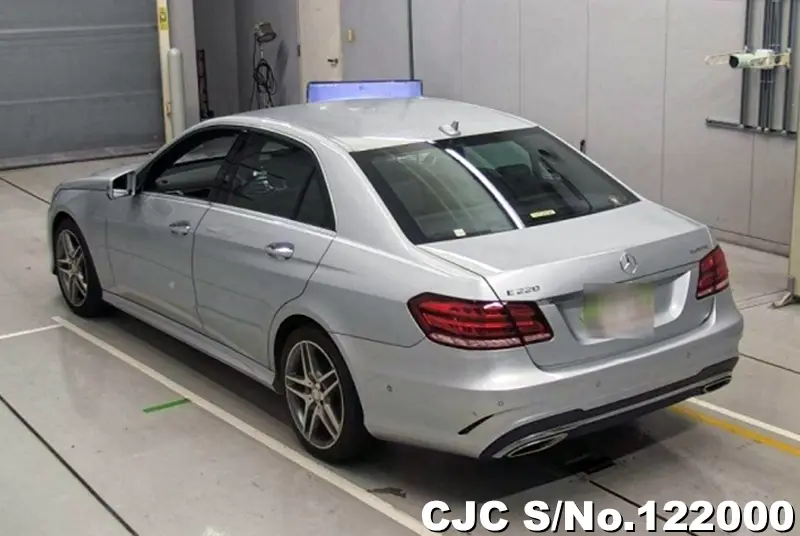 2015 Mercedes Benz / E Class Stock No. 122000