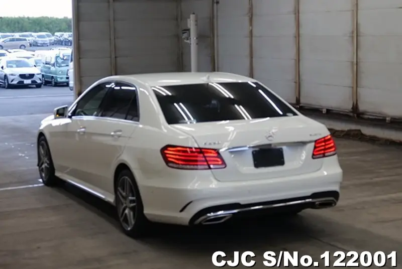 2015 Mercedes Benz / E Class Stock No. 122001