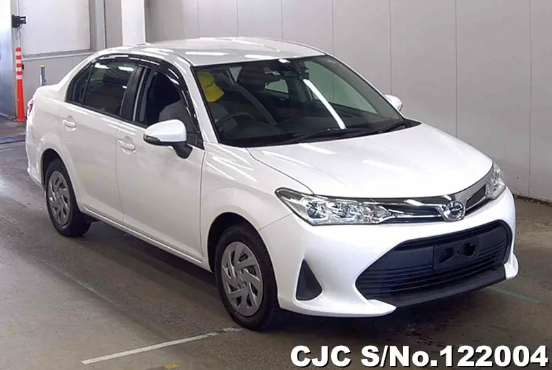 2019 Toyota / Corolla Axio Stock No. 122004