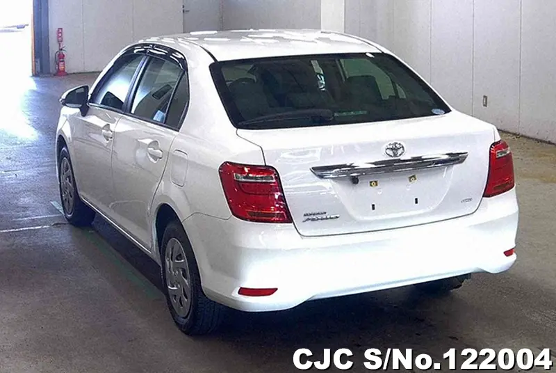 2019 Toyota / Corolla Axio Stock No. 122004