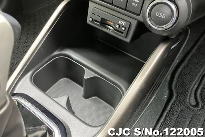 2016 Suzuki / Ignis Stock No. 122005