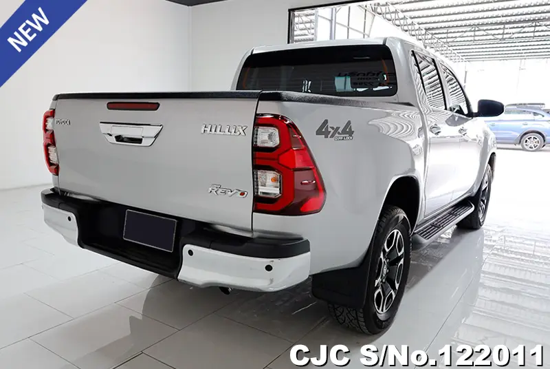 2020 Toyota / Hilux / Revo Stock No. 122011