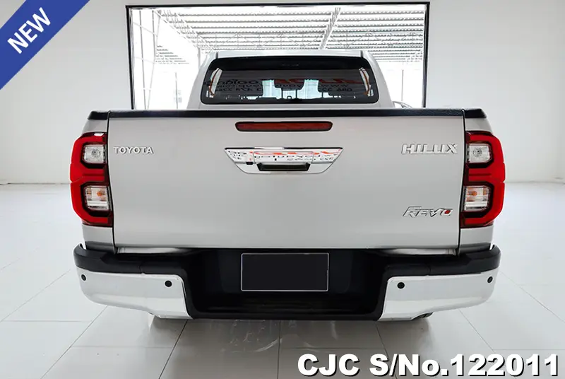 2020 Toyota / Hilux / Revo Stock No. 122011