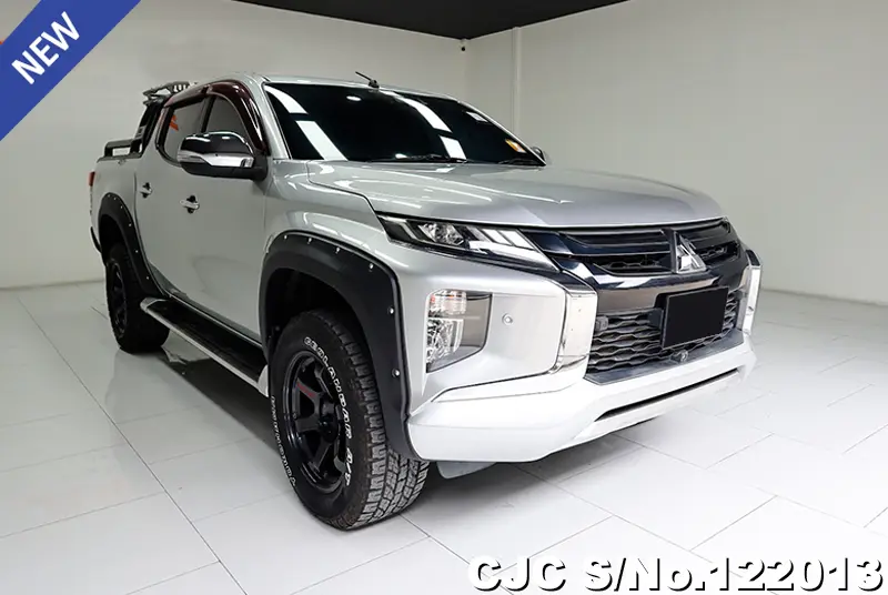 2020 Mitsubishi / Triton Stock No. 122013