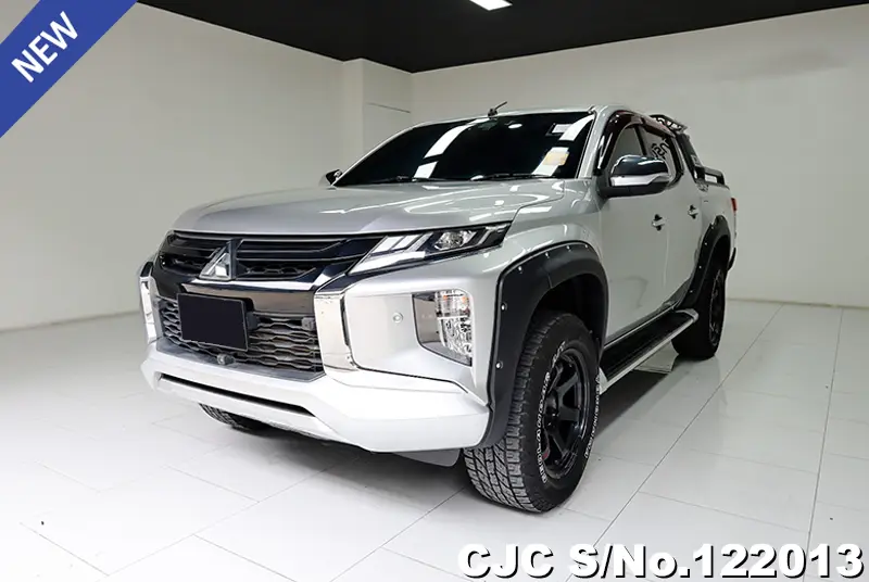 2020 Mitsubishi / Triton Stock No. 122013