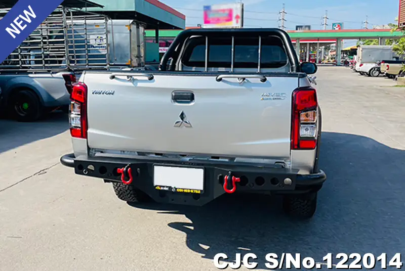 2019 Mitsubishi / Triton Stock No. 122014