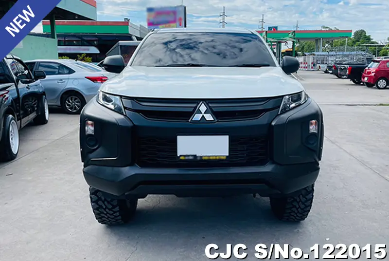 2019 Mitsubishi / Triton Stock No. 122015