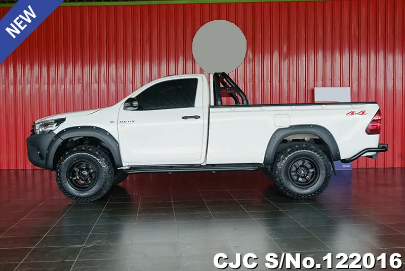 2017 Toyota / Hilux / Revo Stock No. 122016