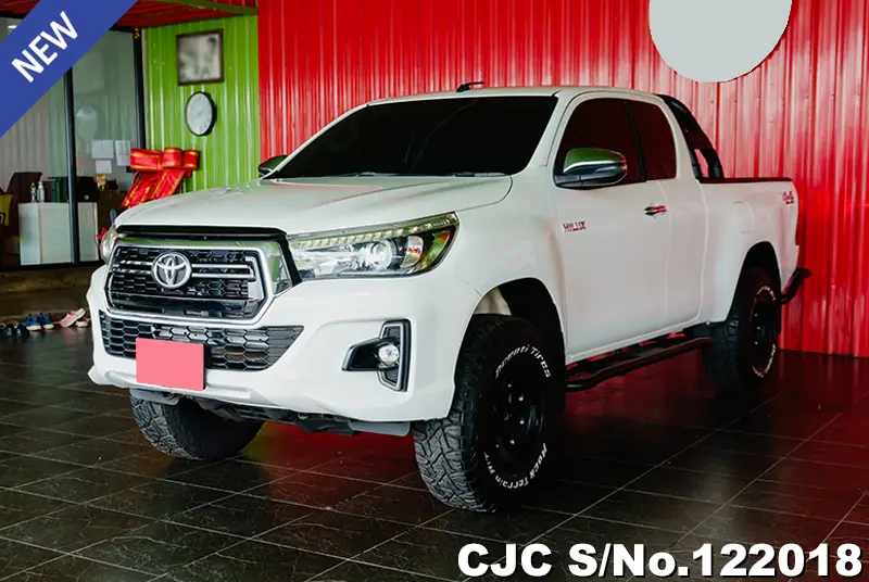 2019 Toyota / Hilux / Revo Stock No. 122018