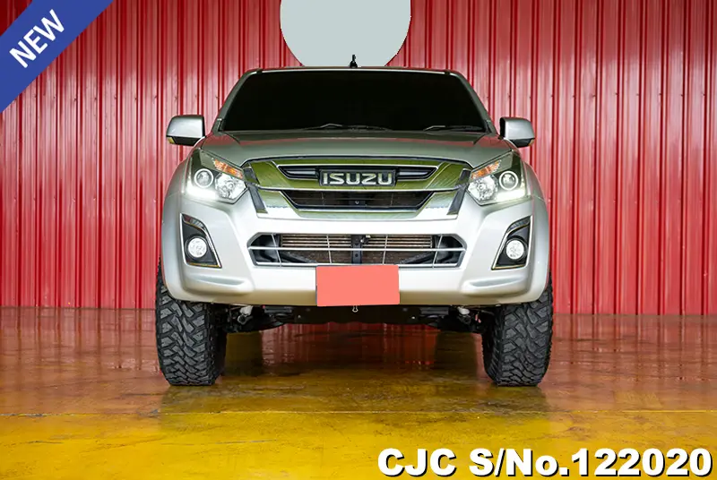 Isuzu D-Max in Silver for Sale Image 1