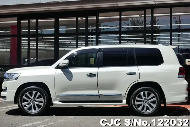 2020 Toyota / Land Cruiser Stock No. 122032