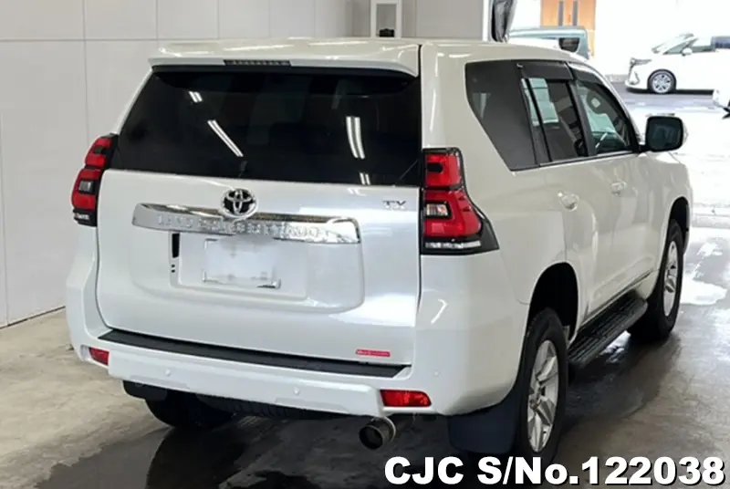 2023 Toyota / Land Cruiser Prado Stock No. 122038