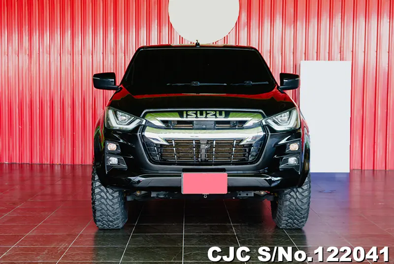 Isuzu D-Max in Black for Sale Image 1