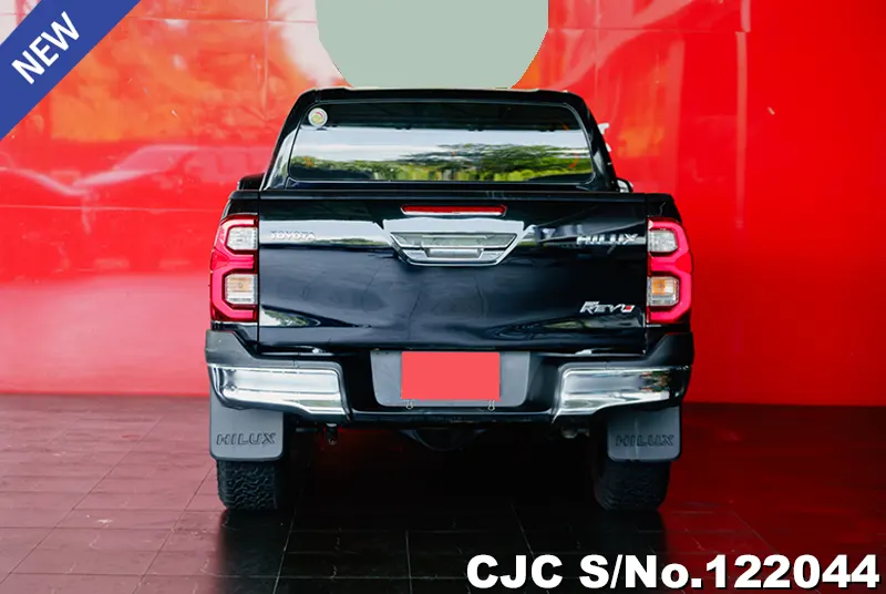 Toyota Hilux in Black for Sale Image 2