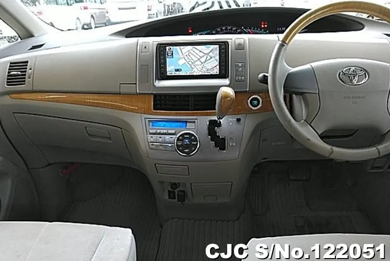 2007 Toyota / Estima Stock No. 122051