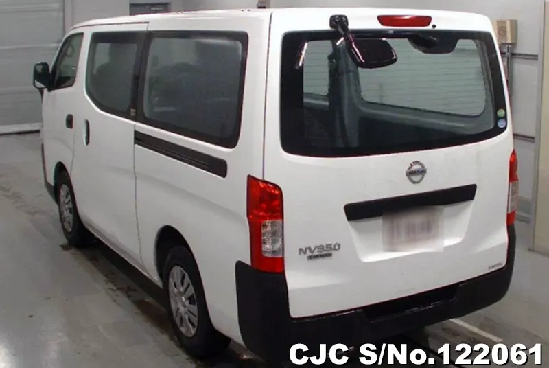 2017 Nissan / Caravan Stock No. 122061