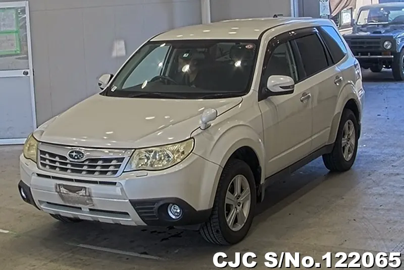 2011 Subaru / Forester Stock No. 122065