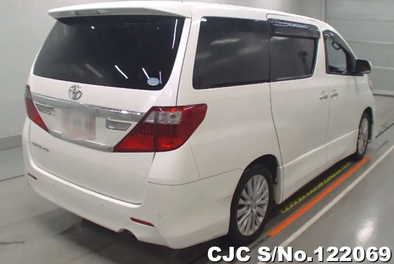 2011 Toyota / Alphard Stock No. 122069