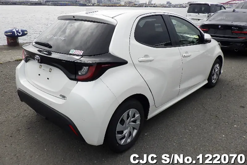 2021 Toyota / Yaris Stock No. 122070