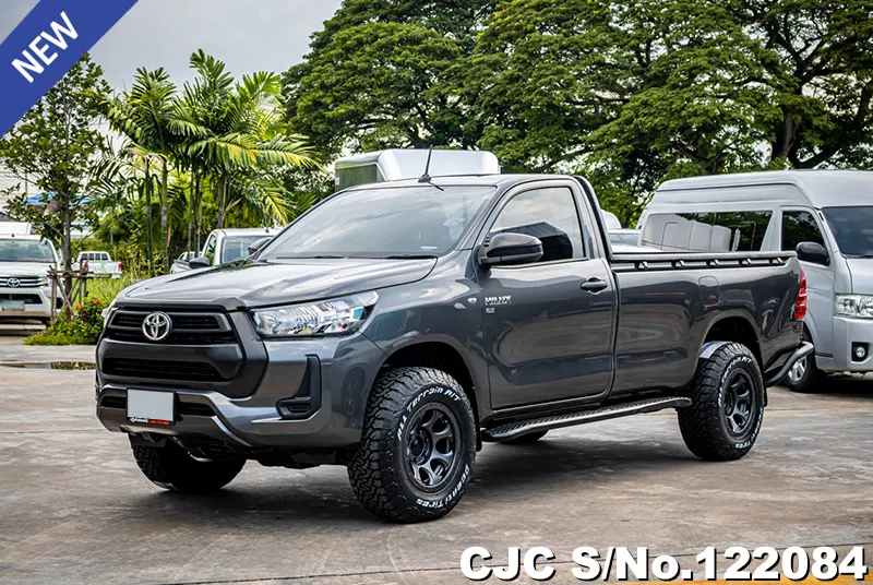 Toyota Hilux in Gray for Sale Image 3